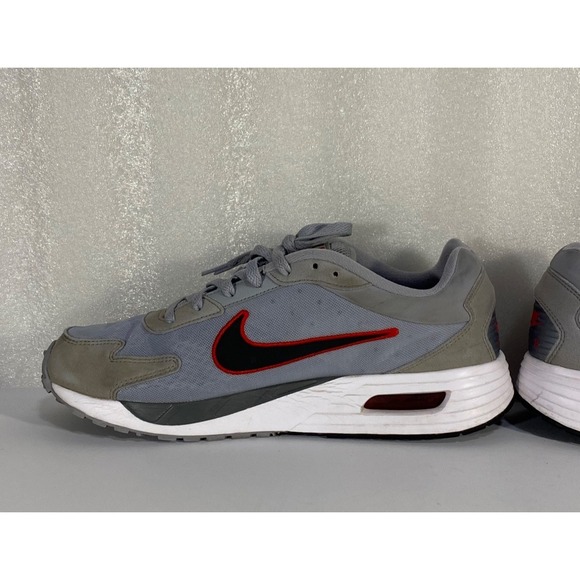 NIKE MENS SIZE 11 AIR MAX SOLO WOLF GREY BLACK COOL GREY DX3666-004